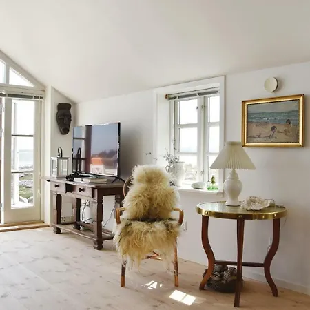 0-bedroom Holiday In